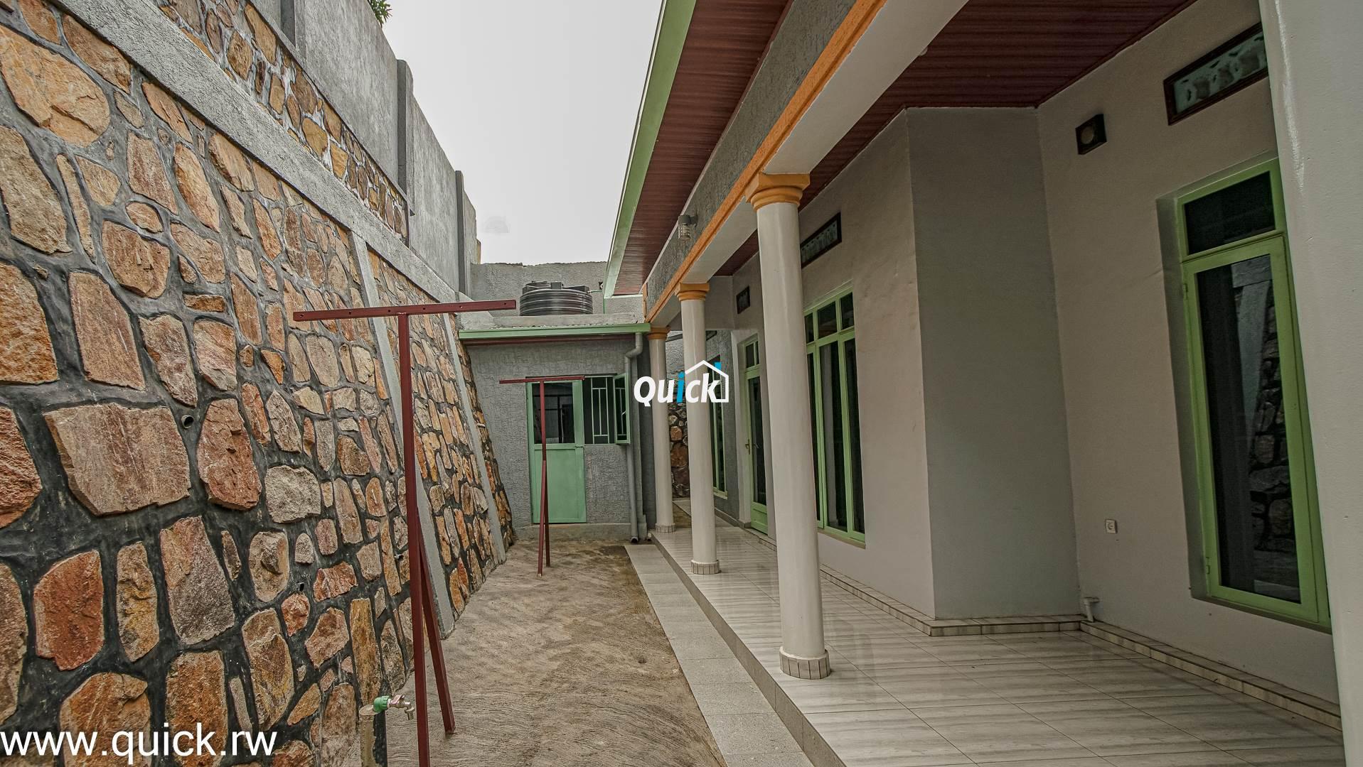 lovely-family-house-for-sale-in-kanombe-01257