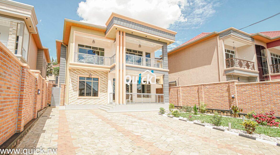 lovely-family-house-for-sale-in-kibagabaga-01092