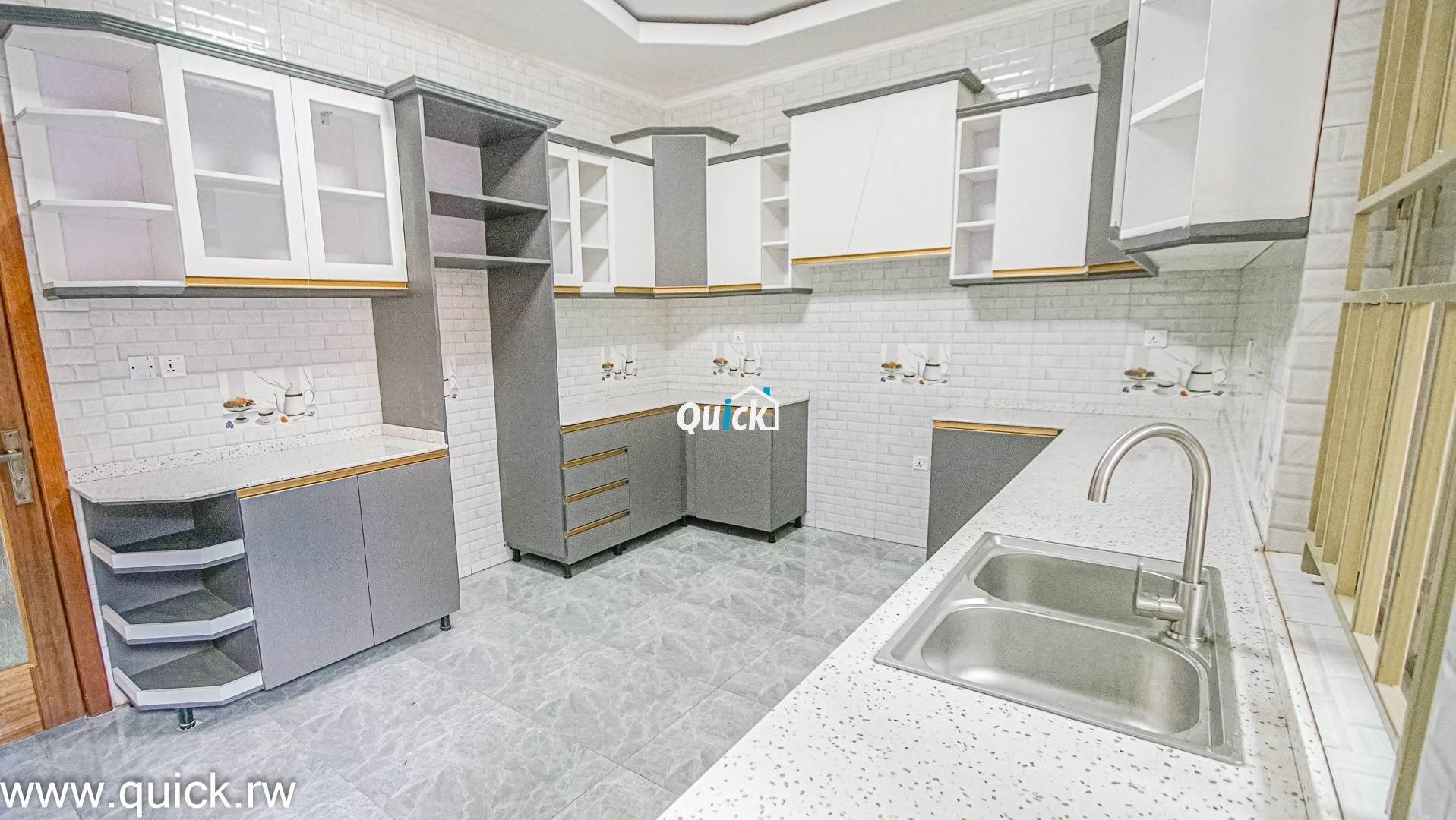 lovely-family-house-for-sale-in-kibagabaga-01106