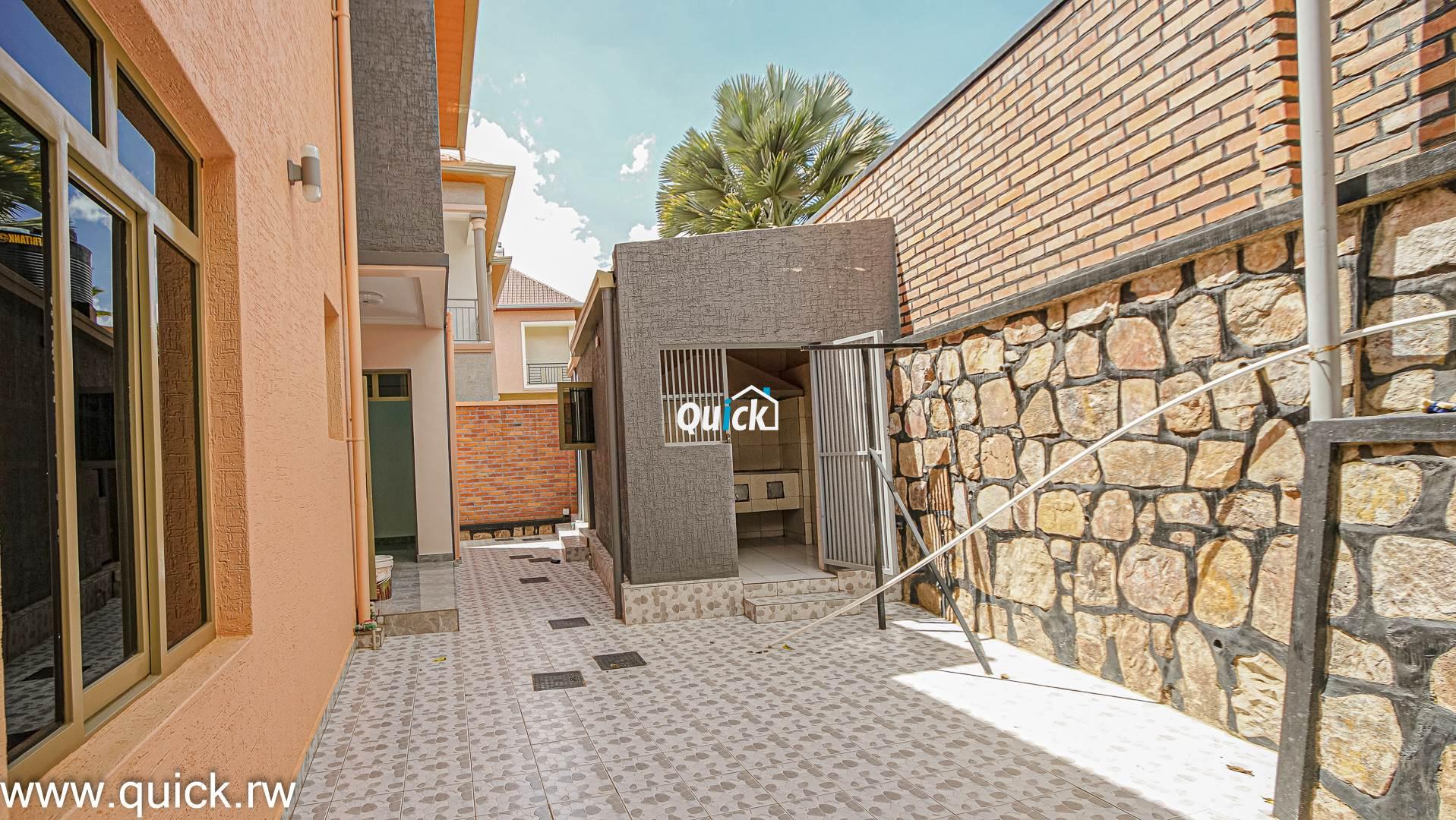 lovely-family-house-for-sale-in-kibagabaga-01128