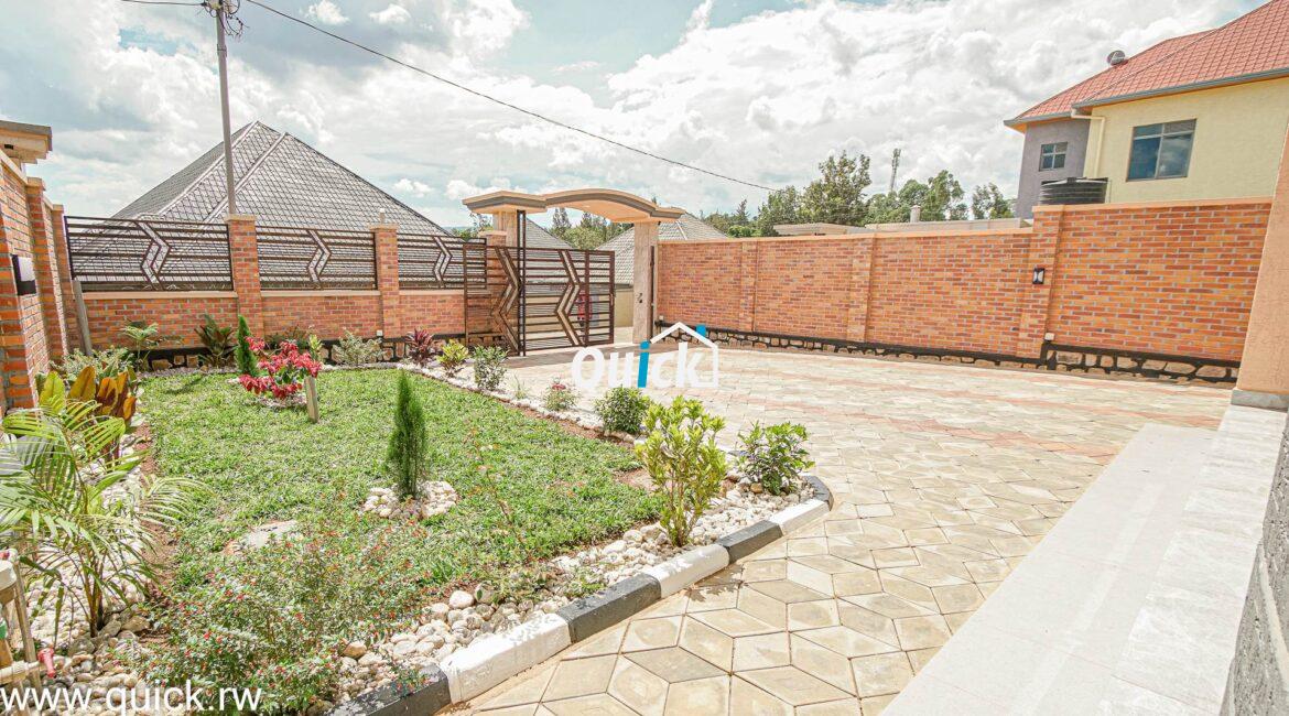 lovely-family-house-for-sale-in-kibagabaga-01129
