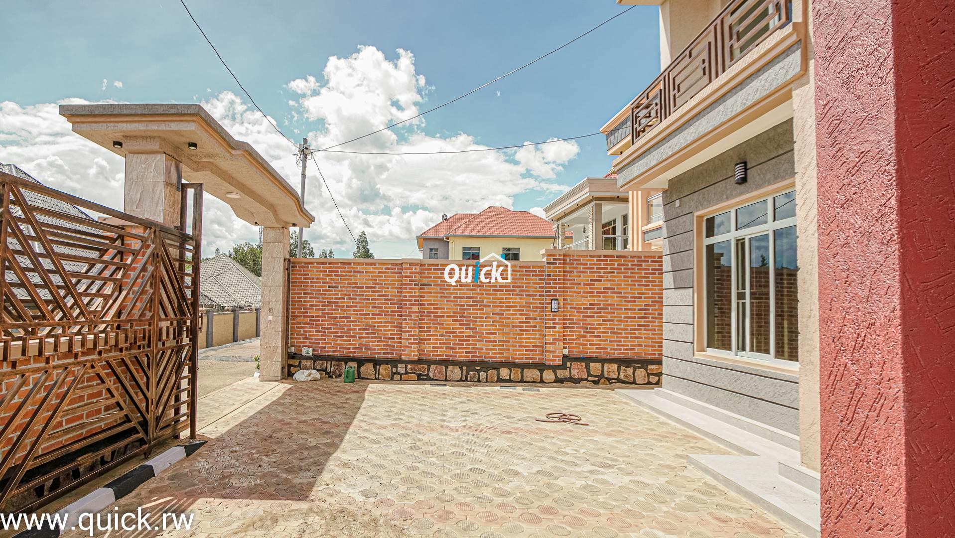 lovely-family-house-for-sale-in-kibagabaga-01136