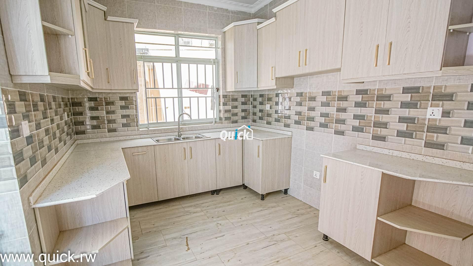 lovely-family-house-for-sale-in-kibagabaga-01145
