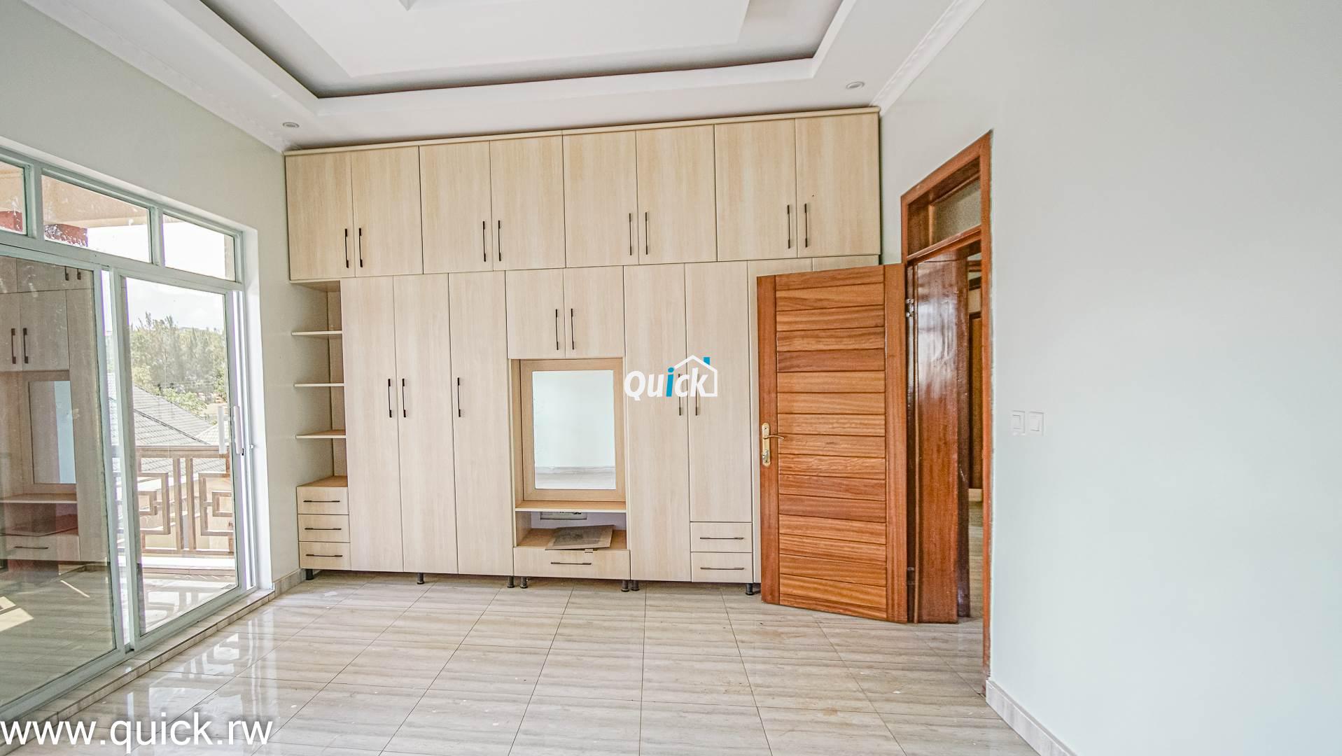 lovely-family-house-for-sale-in-kibagabaga-01154