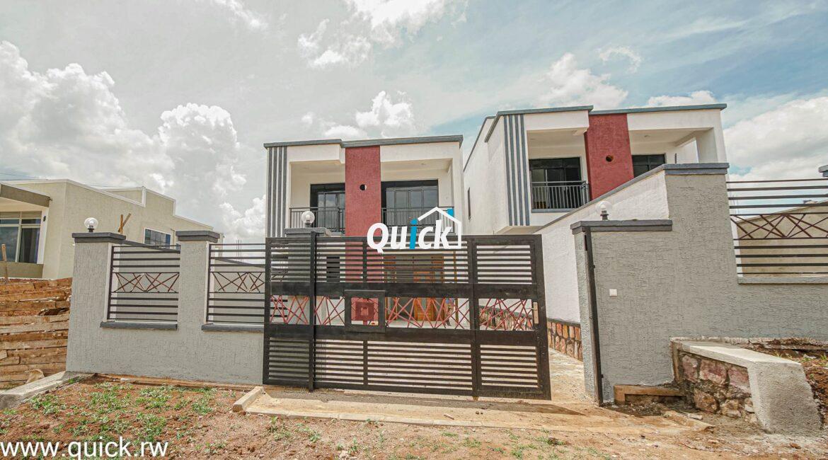 Spacious-plot-for-sale-in-Karuruma-Kigali-01260