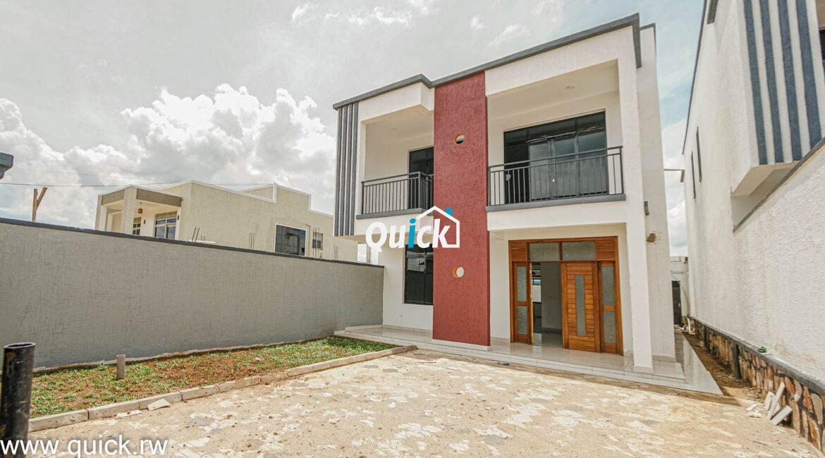 Spacious-plot-for-sale-in-Karuruma-Kigali-01263