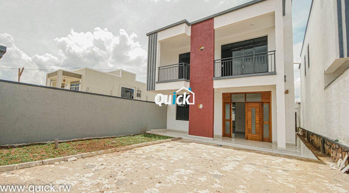 Spacious-plot-for-sale-in-Karuruma-Kigali-01264