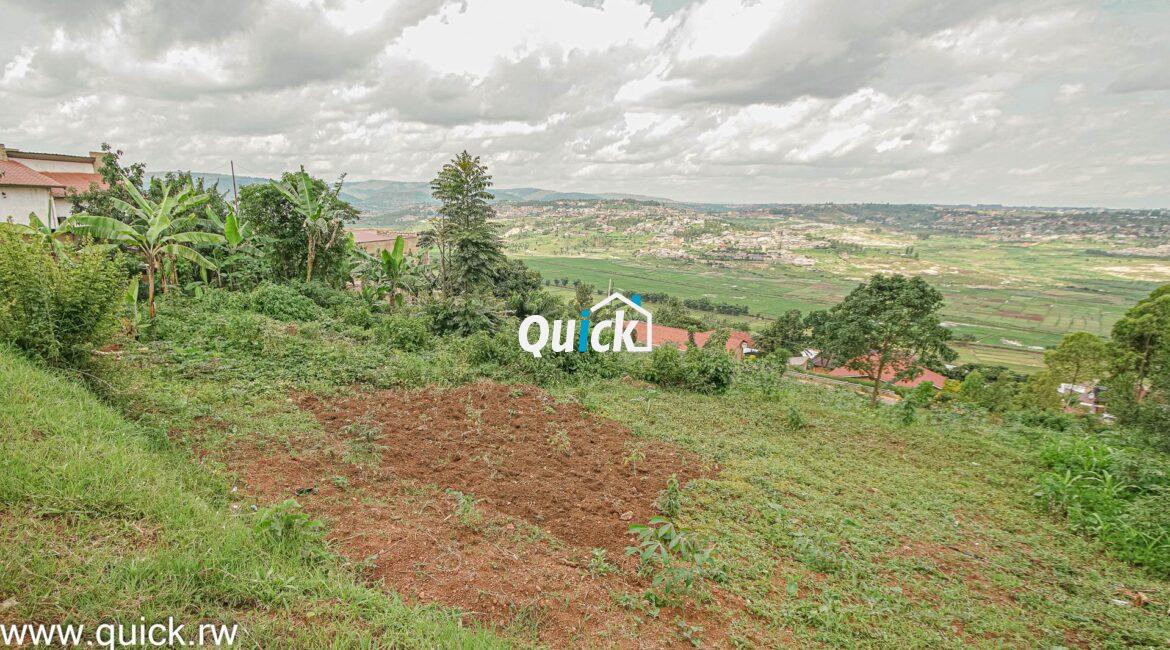 Spacious-plot-for-sale-in-Karuruma-Kigali-01445