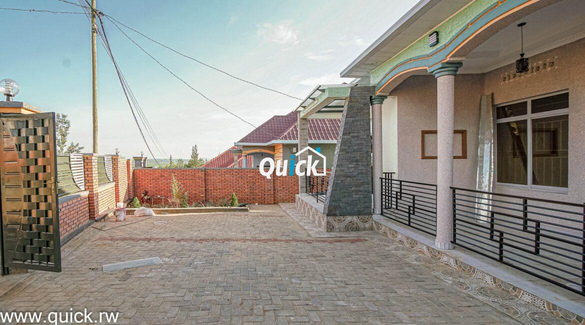 lovely-family-house-for-sale-in-Kanombe-01454