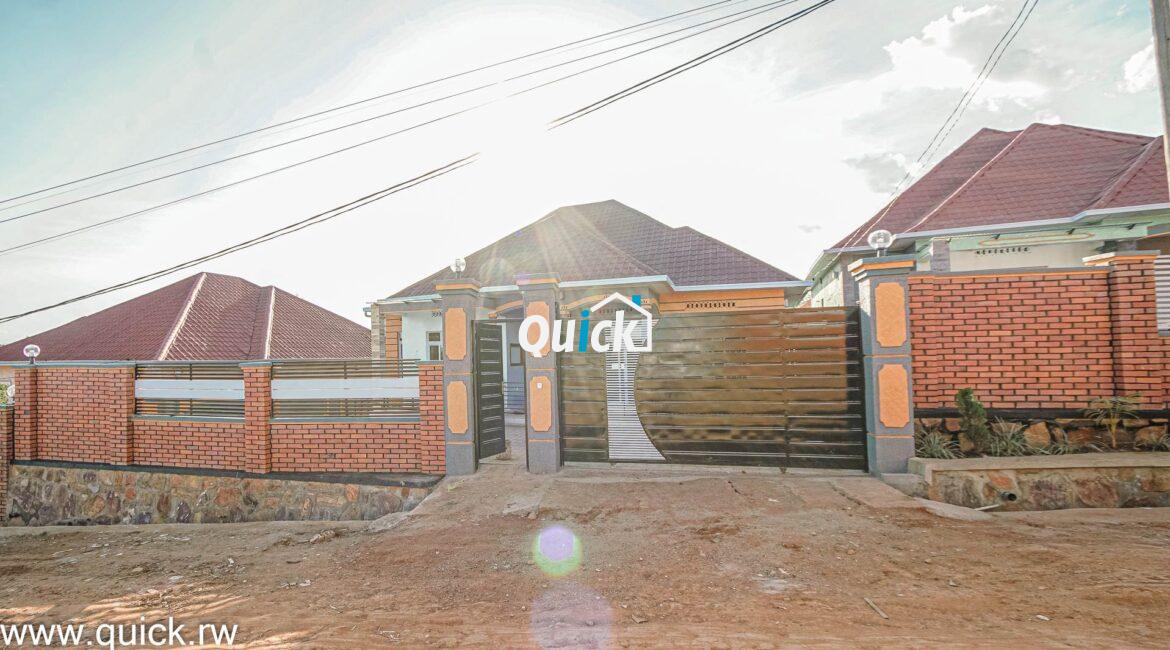 lovely-family-house-for-sale-in-Kanombe-01478