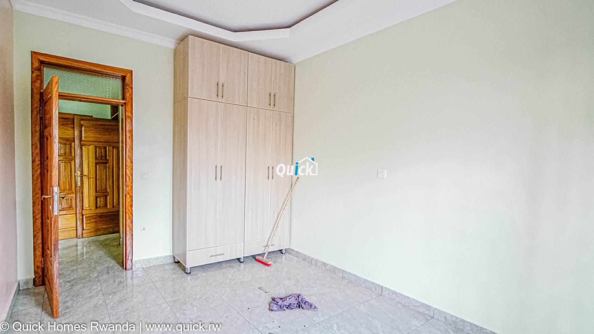 Modern-House-For-Sale-in-Kibagabaga-20